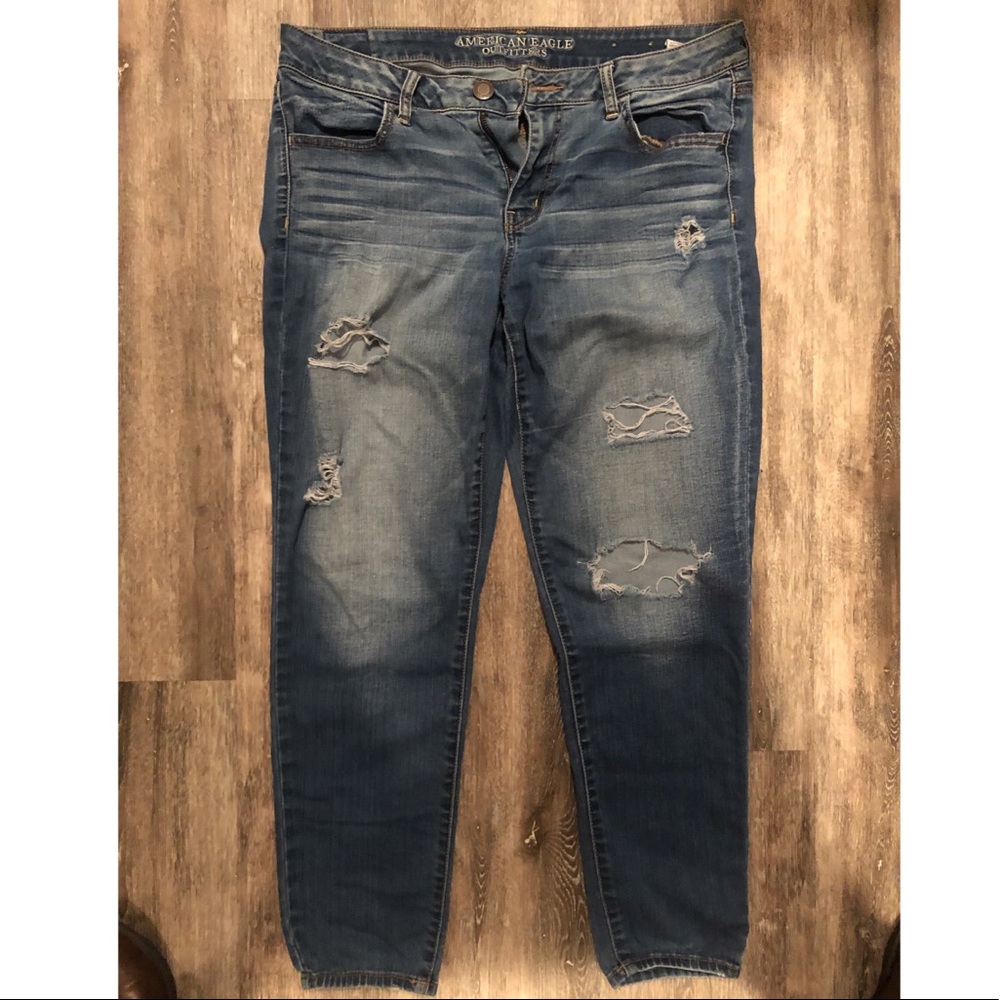Distressed American Eagle Jeggings